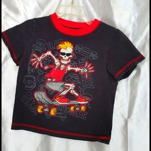 🆓 free with purchase Healthtex skater skeleton T-shirt 3T